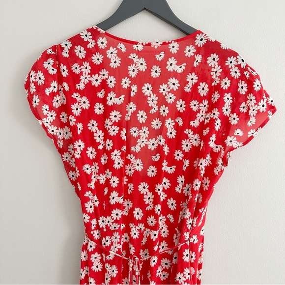 Reformation Carina Floral Wrap Midi Dress in Oopsie Daisy - Picture 5 of 9